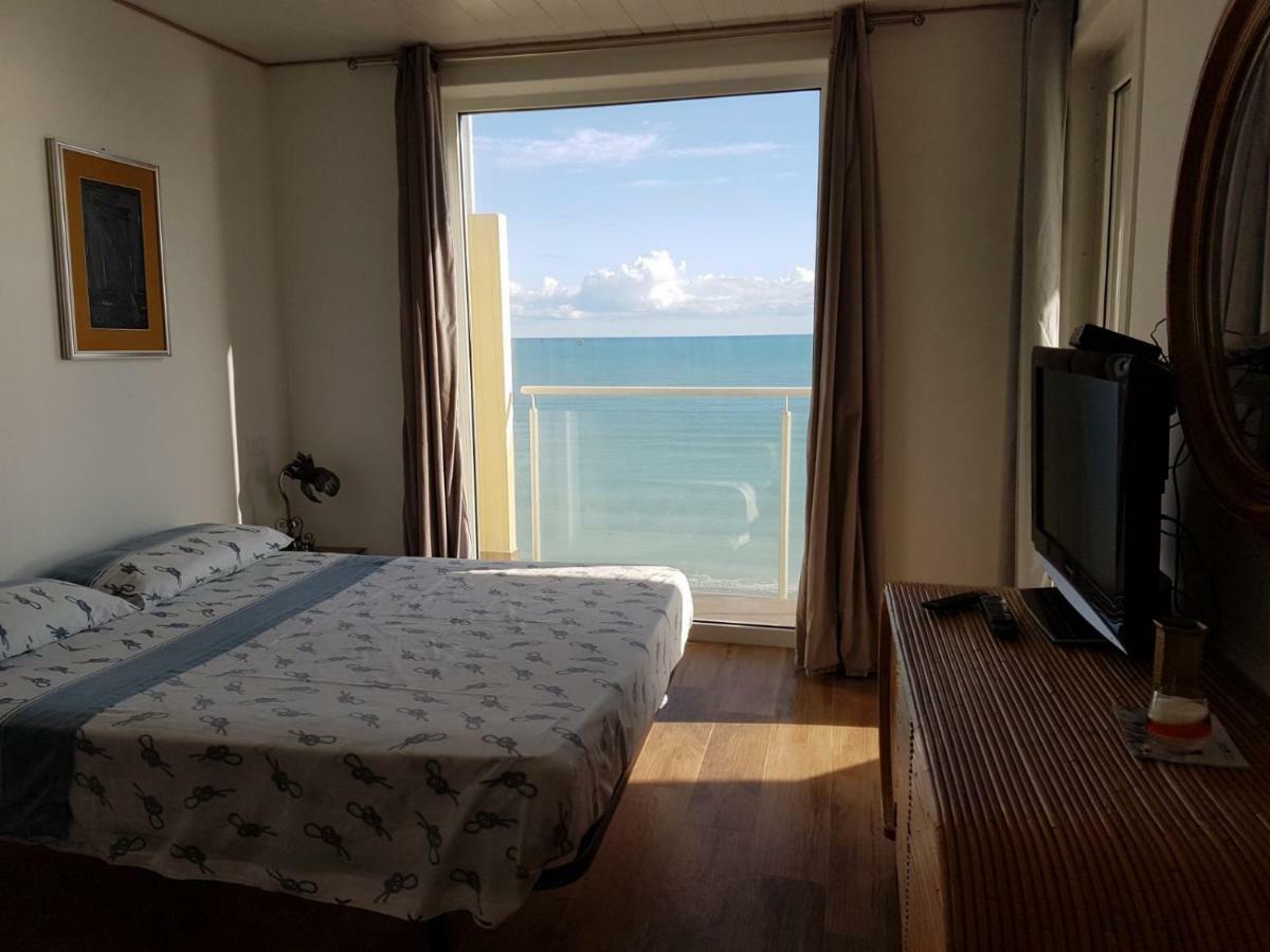 Dimora Vanto Apartment โทริโนดิซานโกร ภายนอก รูปภาพ